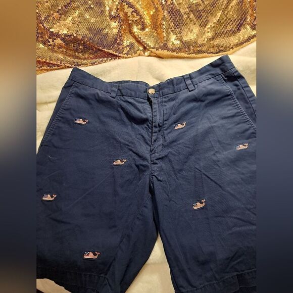 Vineyard Vines Shorts - Picture 2 of 3